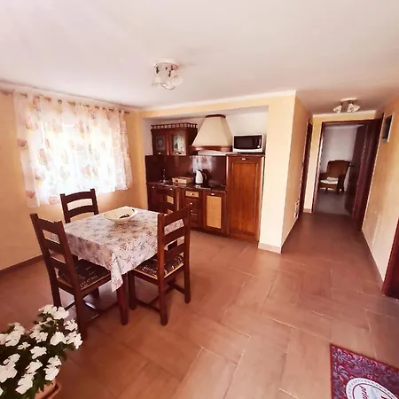 Appartement Viktorov Comfortable 2-bed *